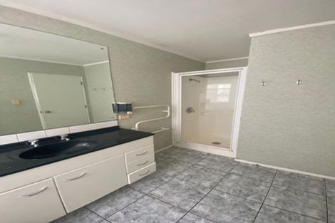 Photo of property in 14 Crail Court, Totara Heights, Auckland, 2105