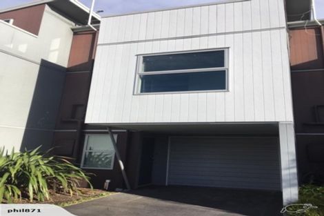 Photo of property in 2/62 Burke Street, Addington, Christchurch, 8024