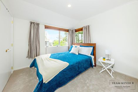 Photo of property in 47b Redoubt Road, Goodwood Heights, Auckland, 2105