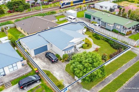 Photo of property in 16 Marr Road, Manurewa, Auckland, 2102