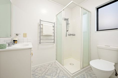 Photo of property in 54 Zefiro Drive, Massey, Auckland, 0614