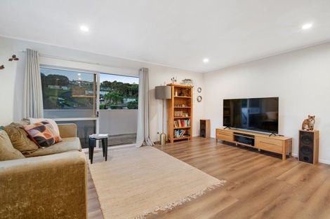 Photo of property in 55b Ferry Road, Arkles Bay, Whangaparaoa, 0932