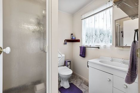 Photo of property in 15 Walsh Road, Westown, New Plymouth, 4310