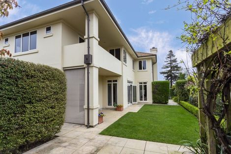 Photo of property in 25 Totara Street, Fendalton, Christchurch, 8041