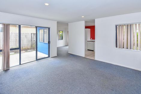Photo of property in 34 Frank Bunce Grove, Flat Bush, Auckland, 2019