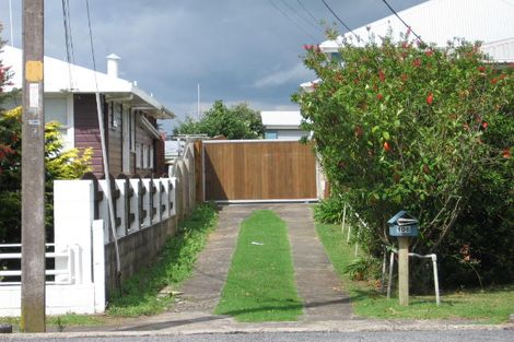 Photo of property in 106 Titirangi Road, New Lynn, Auckland, 0600