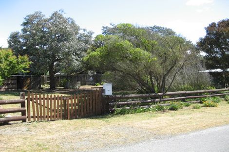 Photo of property in 10 Chamberlain Avenue, Amberley, 7481