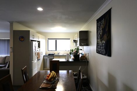 Photo of property in 9 Ali Place, Ranui, Auckland, 0612