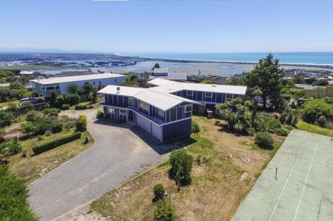 Photo of property in 237 Major Hornbrook Road, Mount Pleasant, Christchurch, 8081
