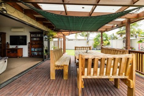 Photo of property in 6 Lowry Place, Frimley, Hastings, 4120