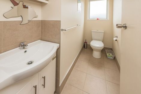 Photo of property in 27 Wairere Road, Bastia Hill, Whanganui, 4500