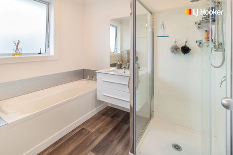 Photo of property in 9 Aberfeldy Street, Lookout Point, Dunedin, 9011