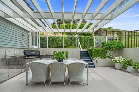 Photo of property in 25 Panorama Heights, Orewa, 0931