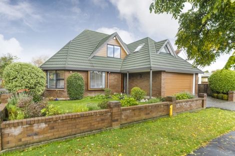 Photo of property in 15a Phoenix Avenue, Hokowhitu, Palmerston North, 4410