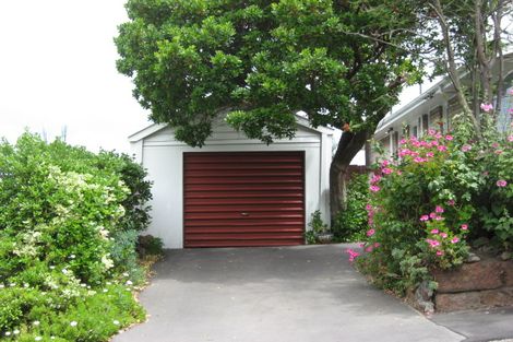 Photo of property in 21 Ripon Street, Lyttelton, 8082