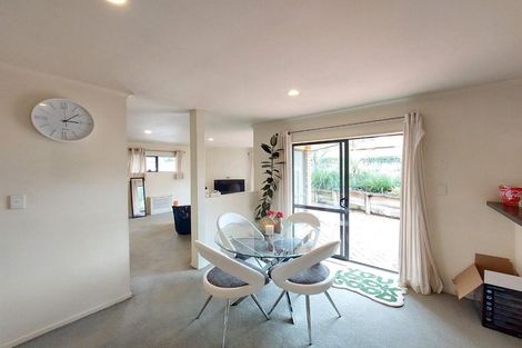 Photo of property in 10 Pukatea Avenue, Albany, Auckland, 0632