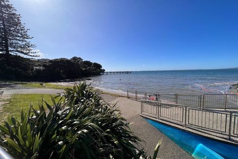 Photo of property in 1/5 Gulf View Road, Murrays Bay, Auckland, 0630