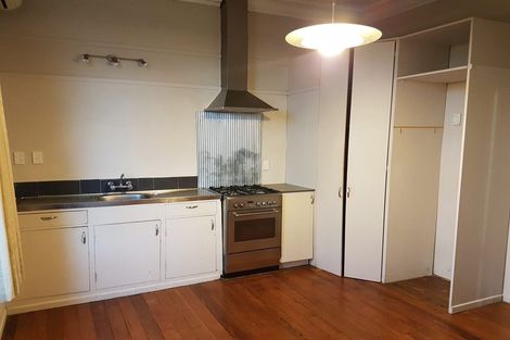 Photo of property in 16 Freyberg Street, Saint Kilda, Dunedin, 9012