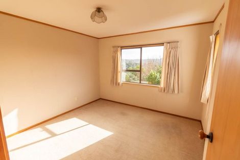 Photo of property in 85 Kennedy Avenue, Forrest Hill, Auckland, 0620