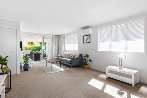 Photo of property in Waterview Estate, 60/4 Greystone Place, Omokoroa, 3114
