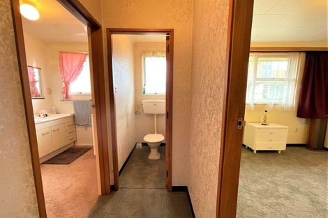 Photo of property in 159h Clyde Street, Balclutha, 9230