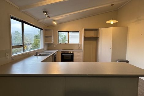 Photo of property in 48 Fyvie Avenue, Tawa, Wellington, 5028