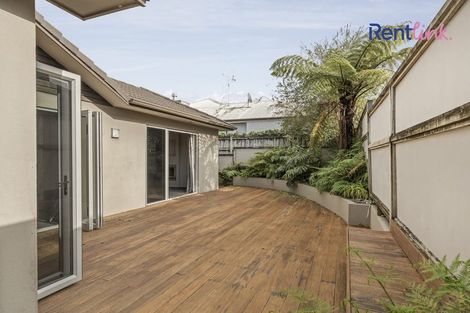 Photo of property in 9 Merriman Place, Pyes Pa, Tauranga, 3112