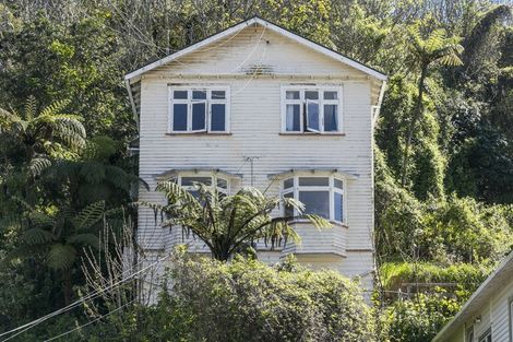 Photo of property in 37 Adams Terrace, Aro Valley, Wellington, 6021