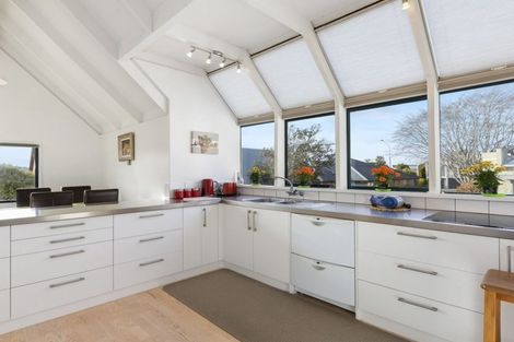 Photo of property in 245 Highgate, Roslyn, Dunedin, 9010