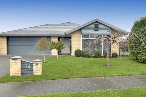 Photo of property in 19 Birchgrove Gardens, Mairehau, Christchurch, 8052