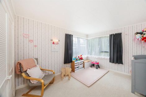 Photo of property in 2 Oaklea Avenue, Marton, 4710