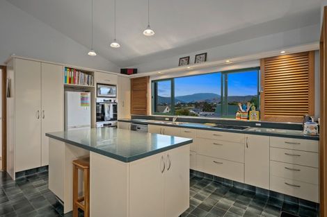 Photo of property in 10-12 Oratia Street, Waikanae Beach, Waikanae, 5036