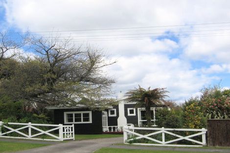 Photo of property in 5 Henry Hill Road, Taupo, 3330
