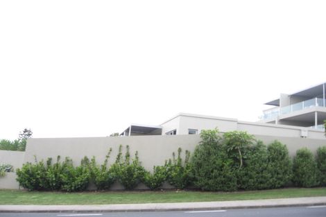 Photo of property in 2/12 Pigeon Mountain Road, Half Moon Bay, Auckland, 2012