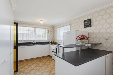 Photo of property in 1/102 Lake Terrace Road, Burwood, Christchurch, 8061