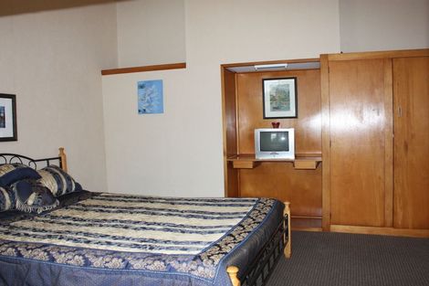 Photo of property in 71 Neville Street, Caversham, Dunedin, 9012