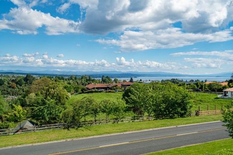 Photo of property in 18 Chateau Crescent, Rangatira Park, Taupo, 3330