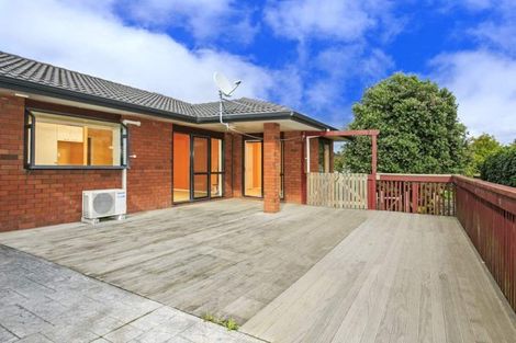Photo of property in 16 Adelphi Place, Albany, Auckland, 0632