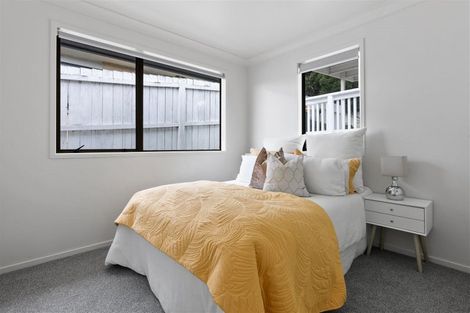 Photo of property in 15a Correa Court, Goodwood Heights, Auckland, 2105