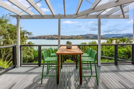 Photo of property in 28 Molyneux Close, Whitby, Porirua, 5024