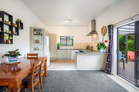 Photo of property in 11a Westglen Place, Ranui, Auckland, 0612