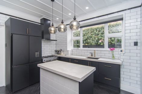 Photo of property in 17 Seddon Street, Highfield, Timaru, 7910