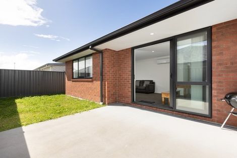 Photo of property in 33 Taffe Crescent, Pyes Pa, Tauranga, 3112