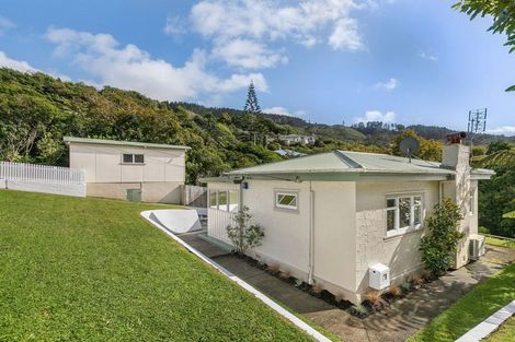 Photo of property in 9 Chester Road, Tawa, Wellington, 5028