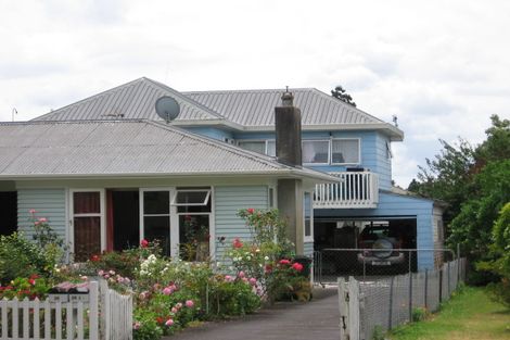 Photo of property in 24 Eastdale Road, Avondale, Auckland, 1026