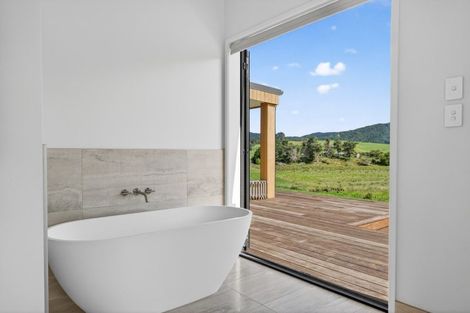 Photo of property in 2136d Cove Road, Mangawhai, Kaiwaka, 0573