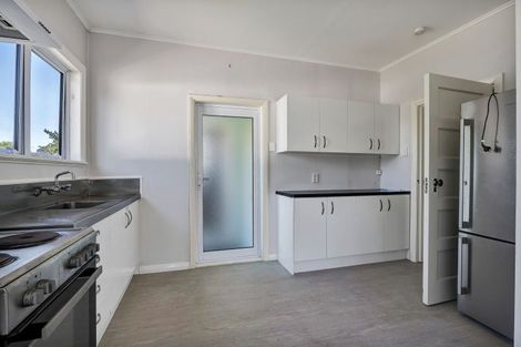 Photo of property in 28 Cornwall Street, Eltham, 4322