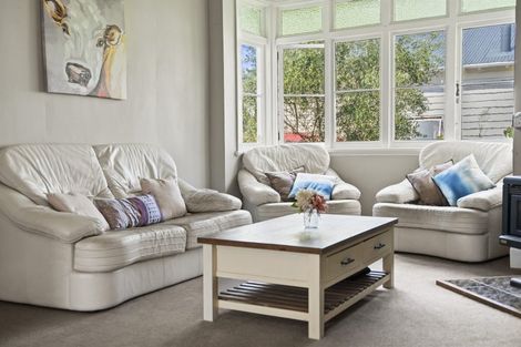 Photo of property in 16 Cranley Street, Dargaville, 0310