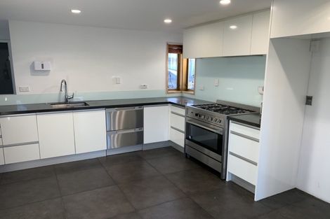 Photo of property in 6 Tuhaere Street, Orakei, Auckland, 1071