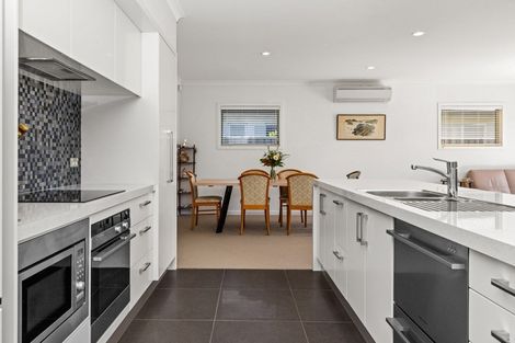 Photo of property in 11 Aoraki Road, Poraiti, Napier, 4112